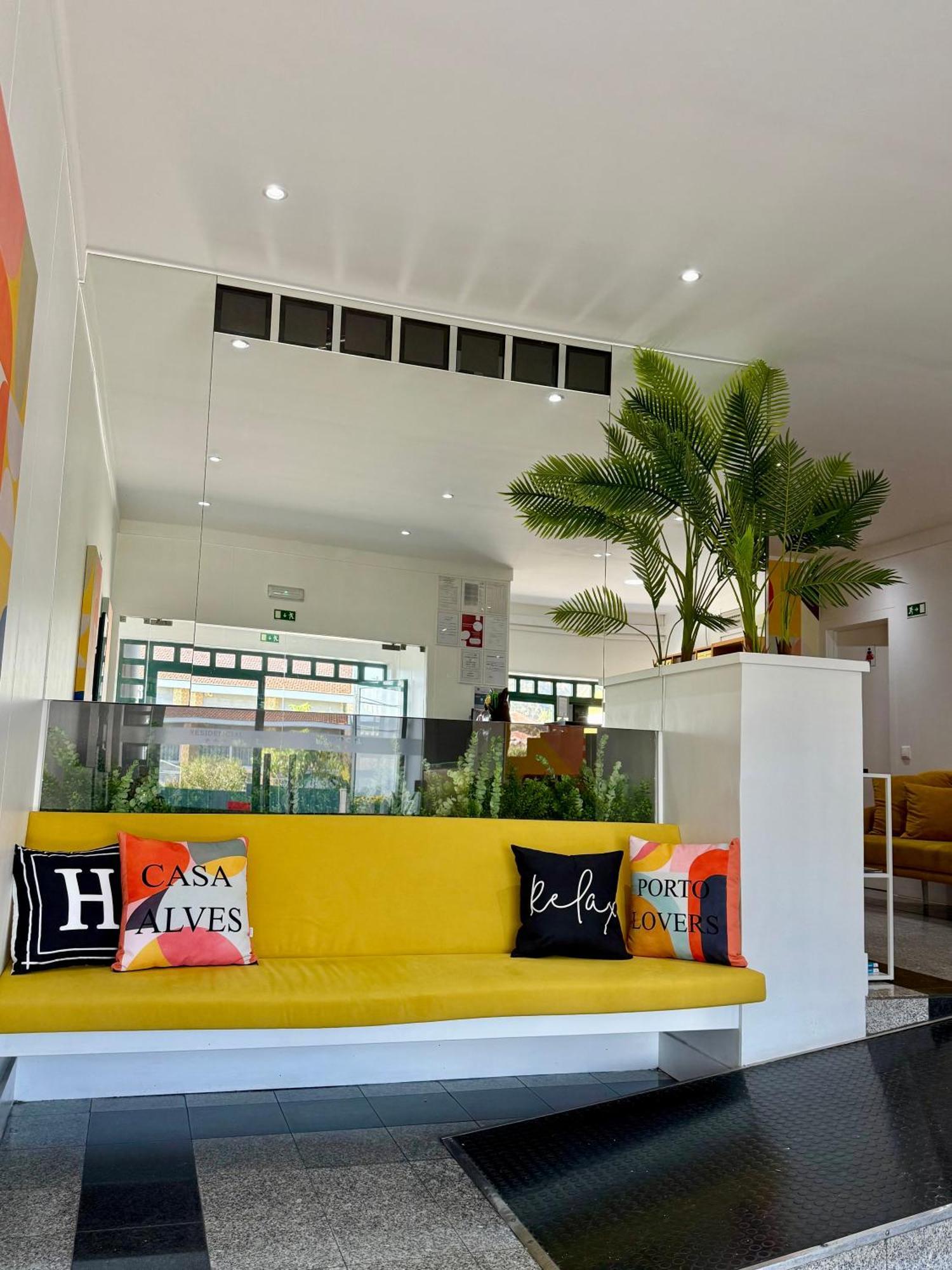 Residencial Dona Teresa Hotel Maia  Exterior photo